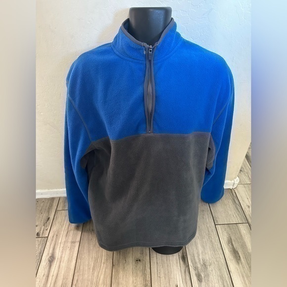 Men’s pre own as is Russel athletic brand 1/4 zip fleece pull over two blue sz M - Picture 1 of 5